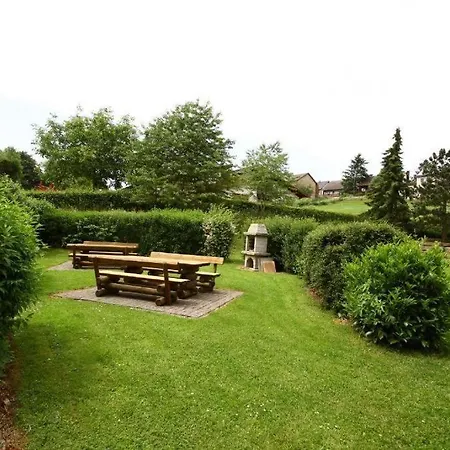 Appartement-hollenstein-mit-dachstudio-auf-2-etagen 아파트 *