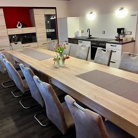 Appartement-hollenstein-mit-dachstudio-auf-2-etagen 아파트 빌링겐