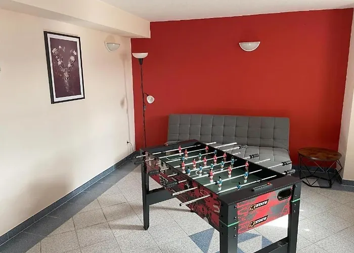 Appartement-hollenstein-mit-dachstudio-auf-2-etagen 아파트